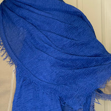 Load image into Gallery viewer, Banafsha - Blue Cotton Hijab
