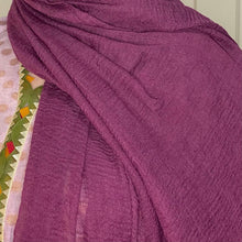 Load image into Gallery viewer, Kanwal - Magenta Cotton Hijab
